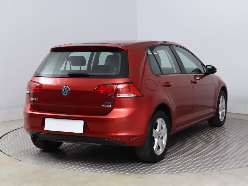 Volkswagen Golf, 2016