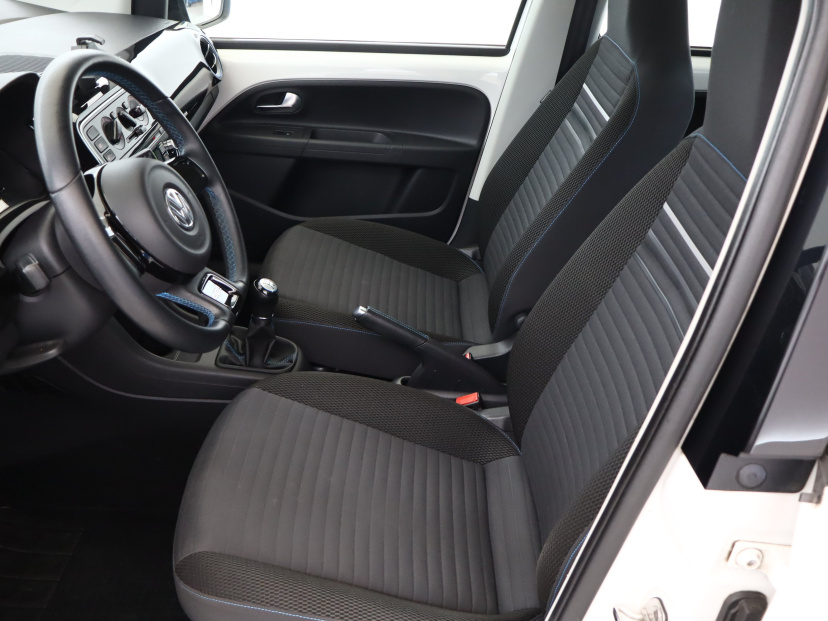 Volkswagen Up!, 2013