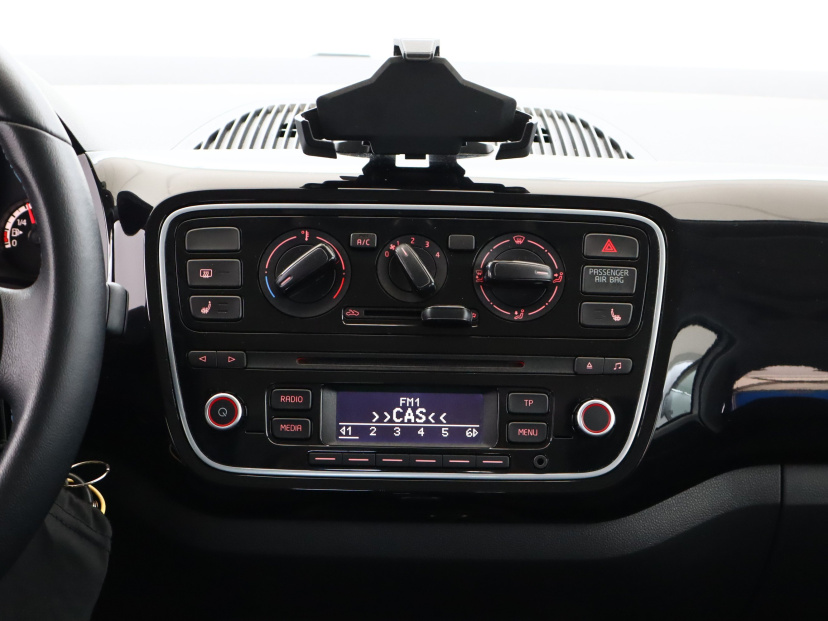 Volkswagen Up!, 2013