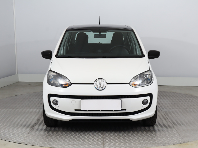 Volkswagen Up!, 2013