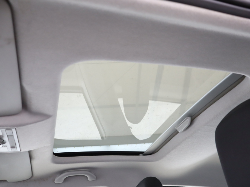 Volkswagen Up!, 2013
