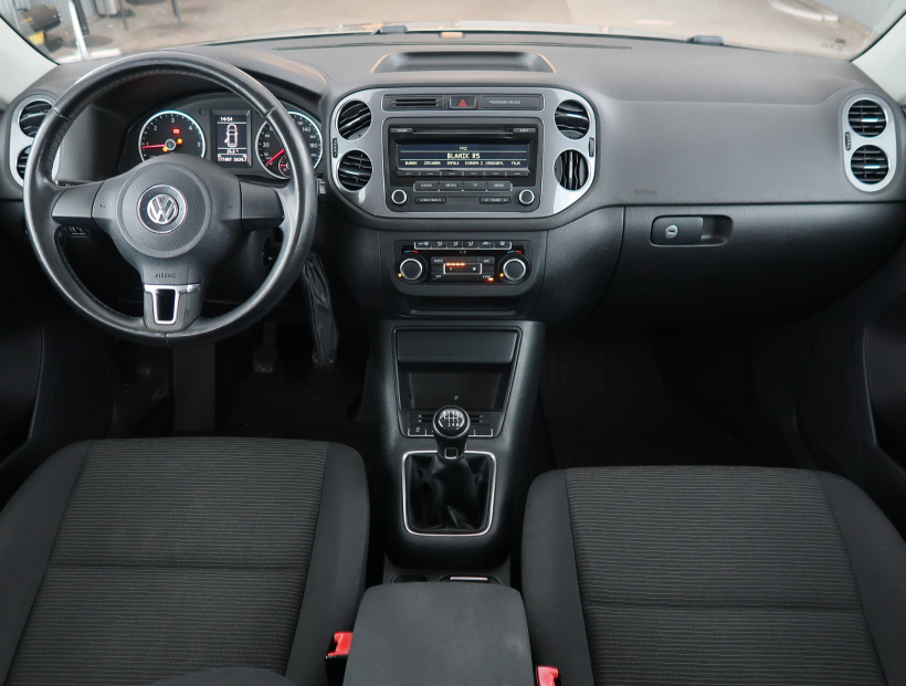 Volkswagen Tiguan, 2012