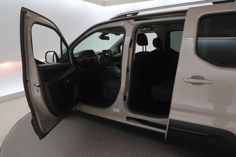 Peugeot Rifter, 2020