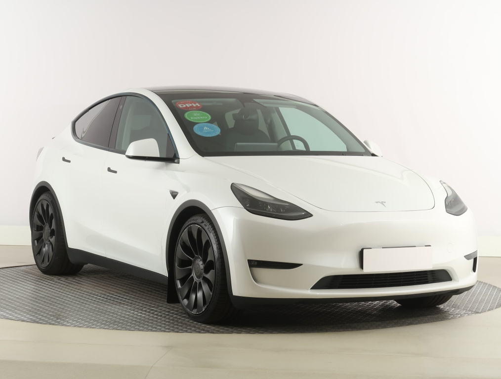 Tesla Model Y, 2023