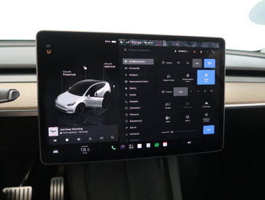 Tesla Model Y - 2023