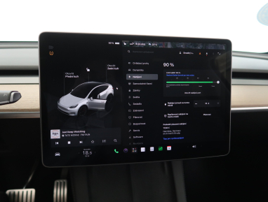Tesla Model Y - 2023