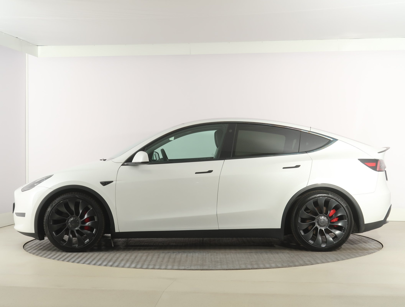 Tesla Model Y Performance – fotografie 4