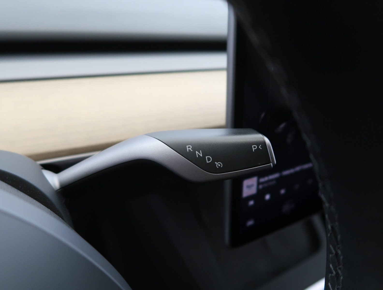 Tesla Model Y Standard Range – fotografie 18