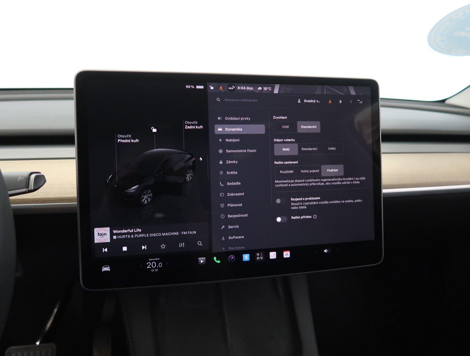 Tesla Model Y Standard Range – fotografie 26