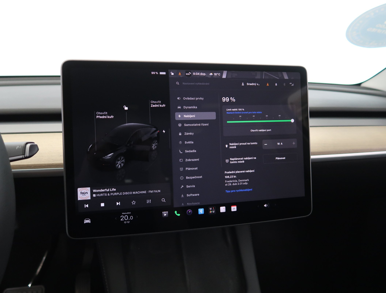 Tesla Model Y Standard Range – fotografie 27