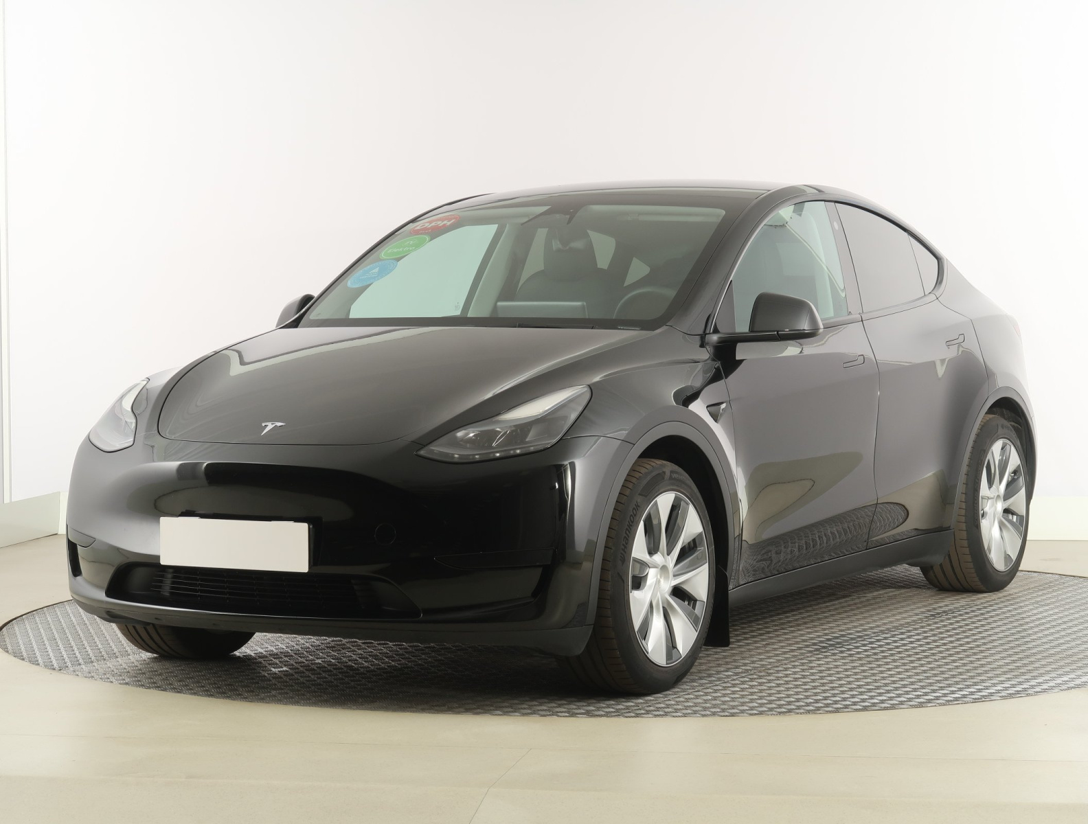 Tesla Model Y Standard Range – fotografie 3