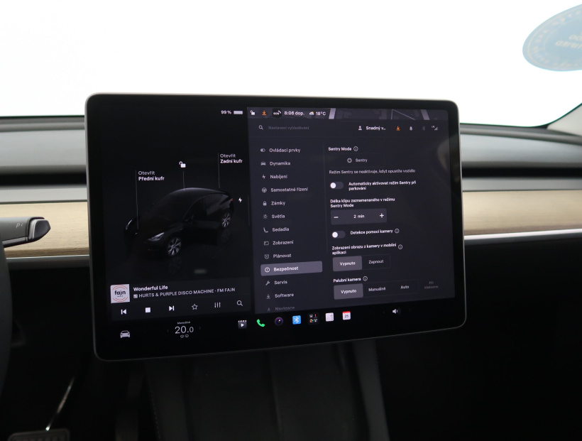 Tesla Model Y, 2022