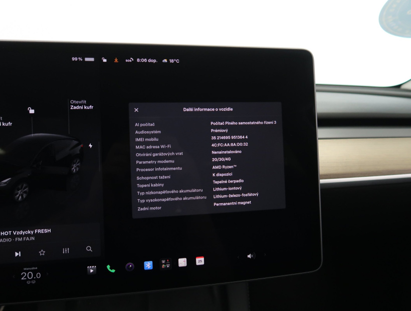 Tesla Model Y, 2022