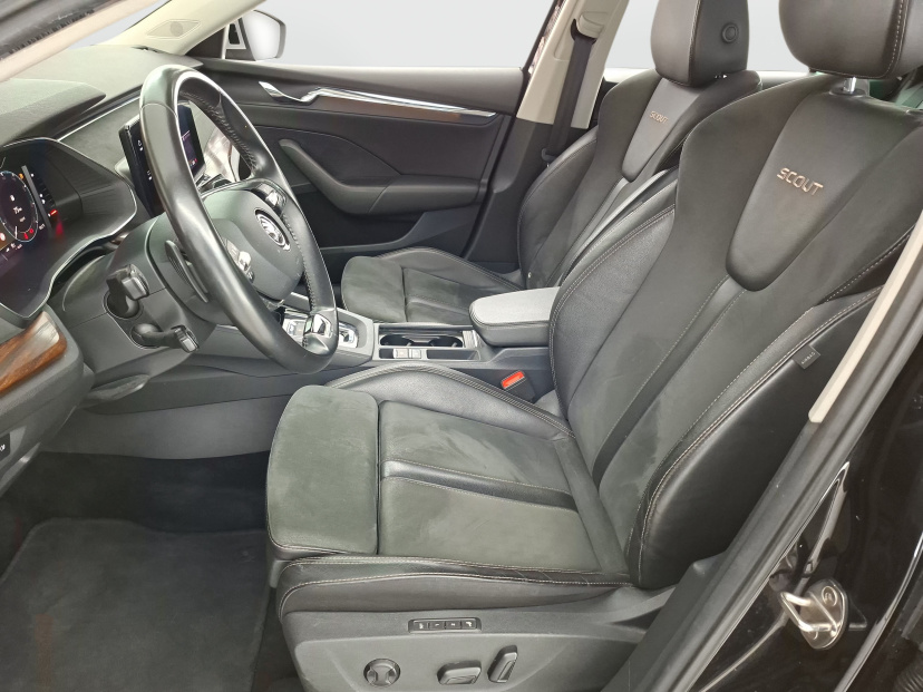 Škoda Octavia Scout, 2021