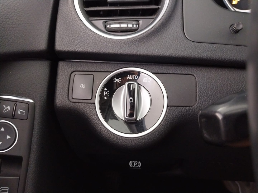 Mercedes-Benz C, 2011