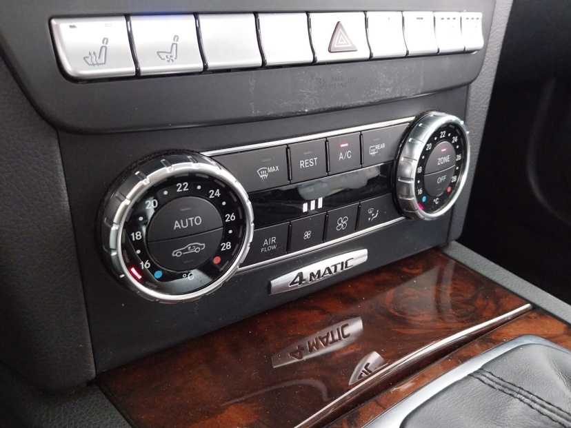 Mercedes-Benz C, 2011