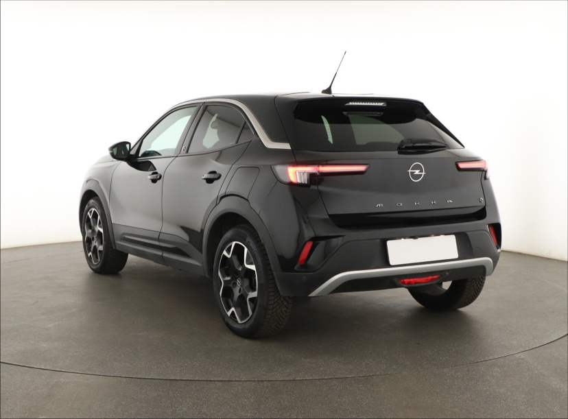 Opel Mokka-e, 2021