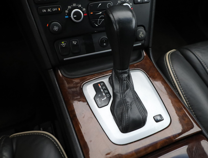 Volvo XC90, 2012