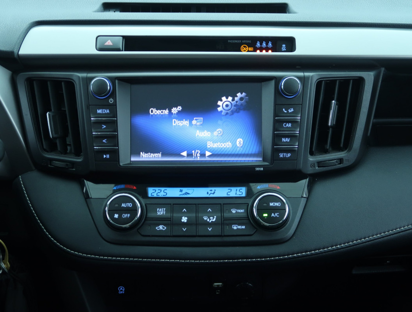Toyota RAV 4, 2016