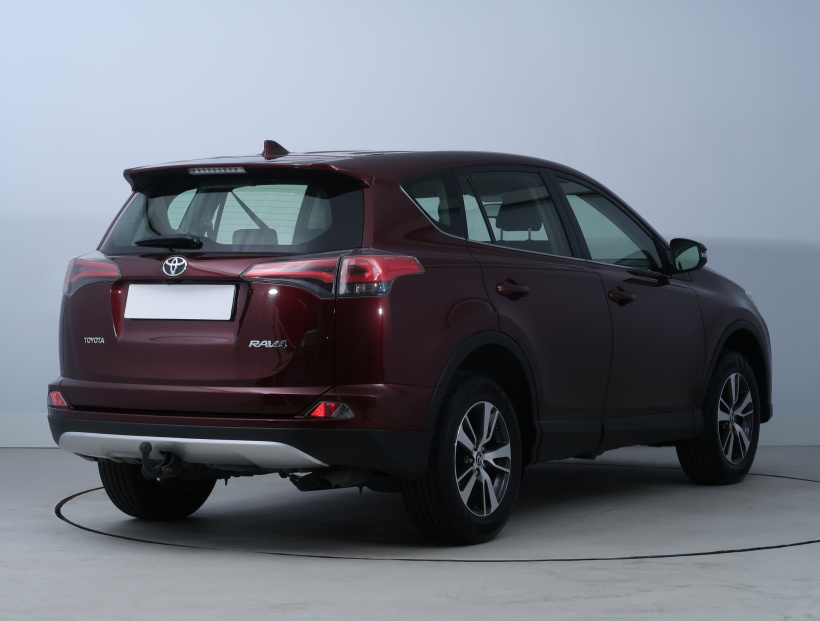 Toyota RAV 4, 2016