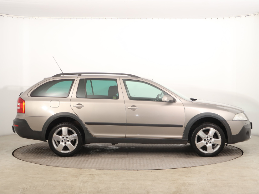 Škoda Octavia Scout, 2007