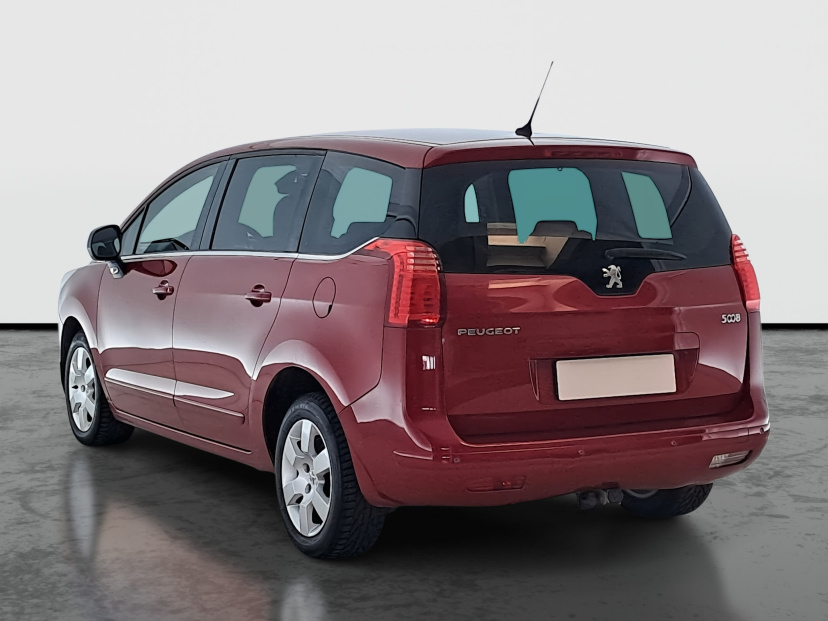 Peugeot 5008, 2012