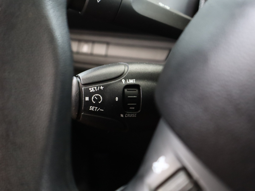 Peugeot 208, 2017