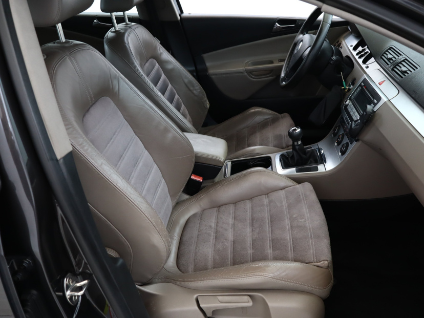 Volkswagen Passat, 2007
