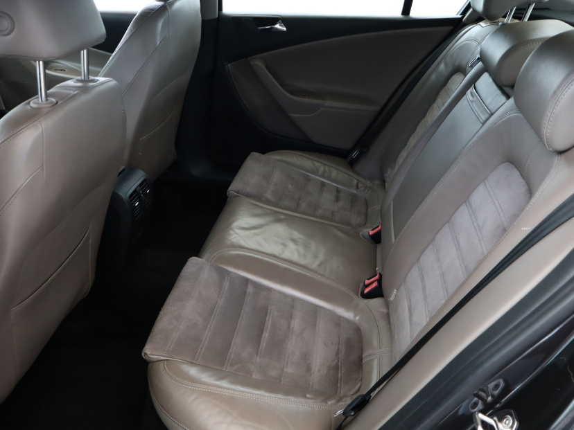 Volkswagen Passat, 2007