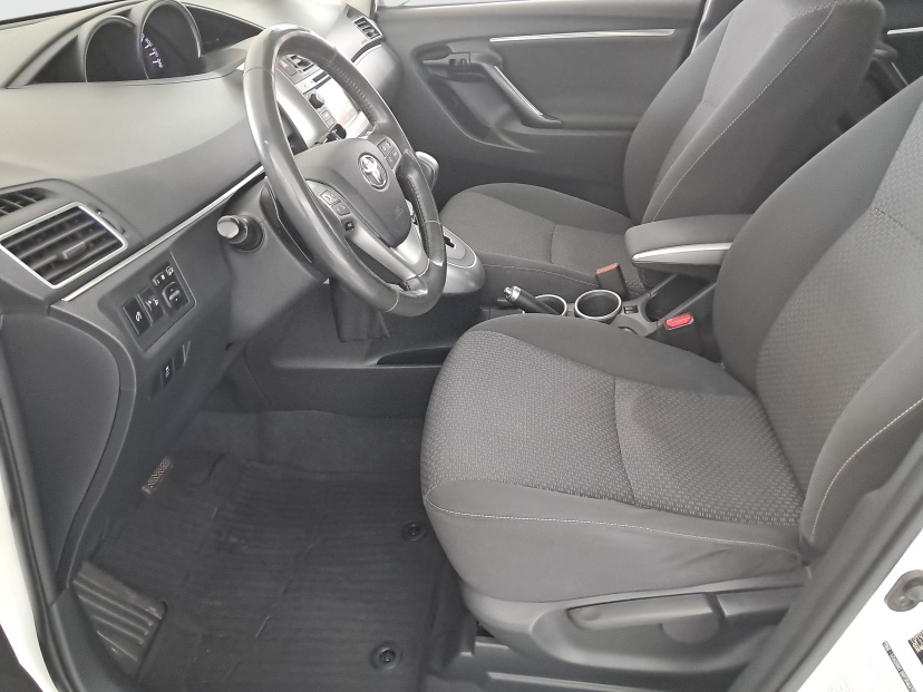 Toyota Verso, 2013