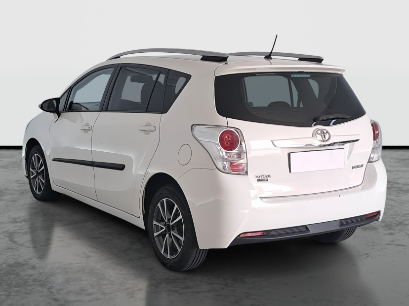 Toyota Verso, 2013