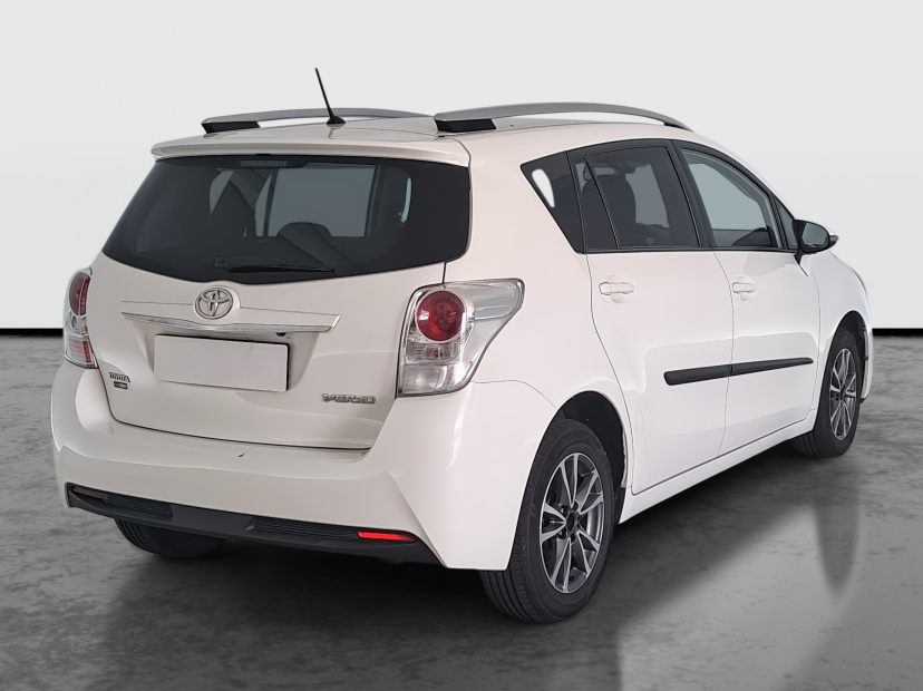 Toyota Verso, 2013