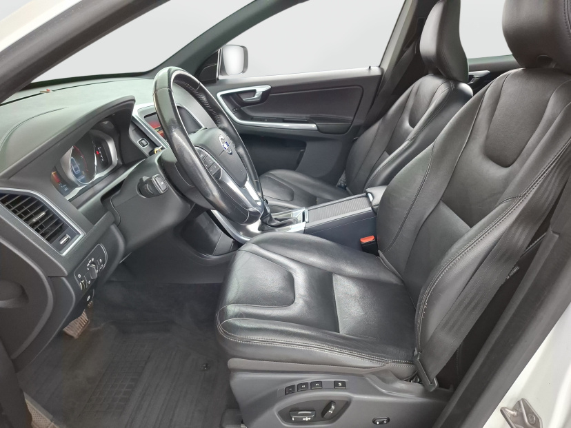 Volvo XC60, 2016