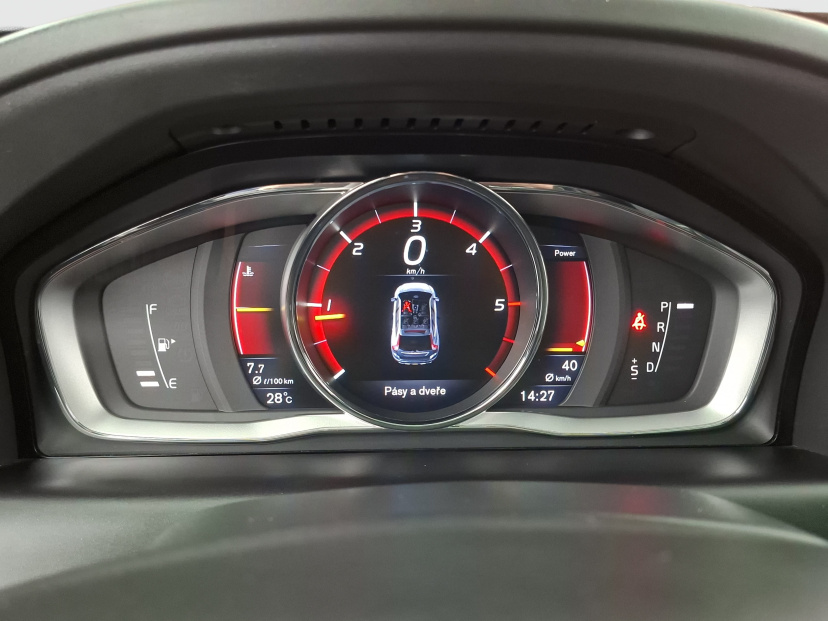 Volvo XC60, 2016