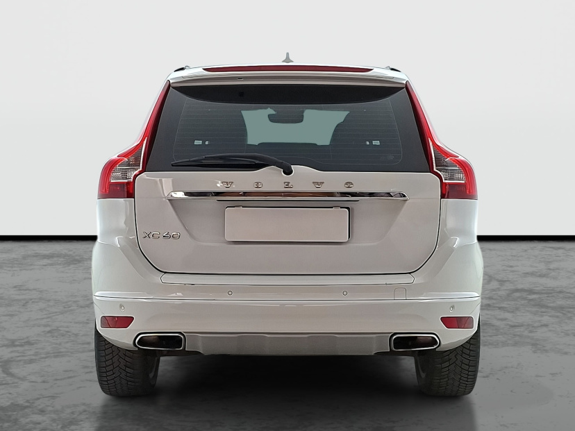 Volvo XC60, 2016