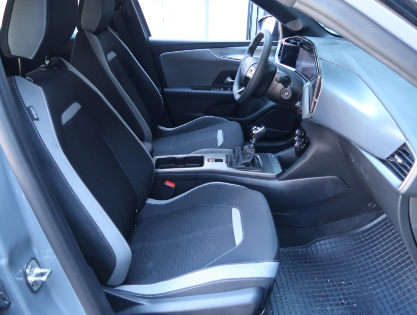 Opel Mokka, 2025