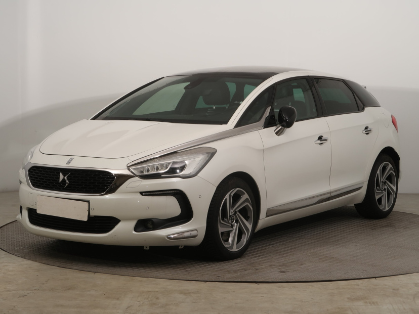 DS 5, 2017