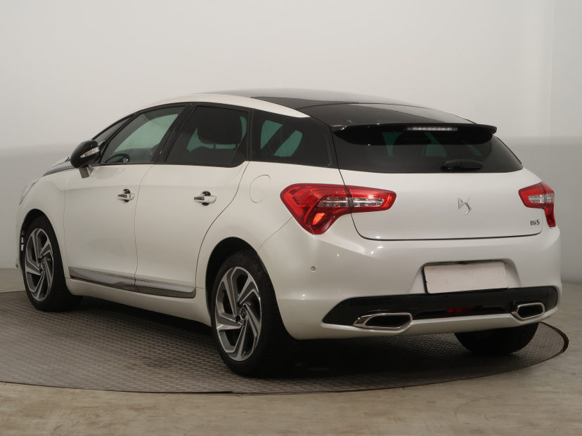 DS 5, 2017