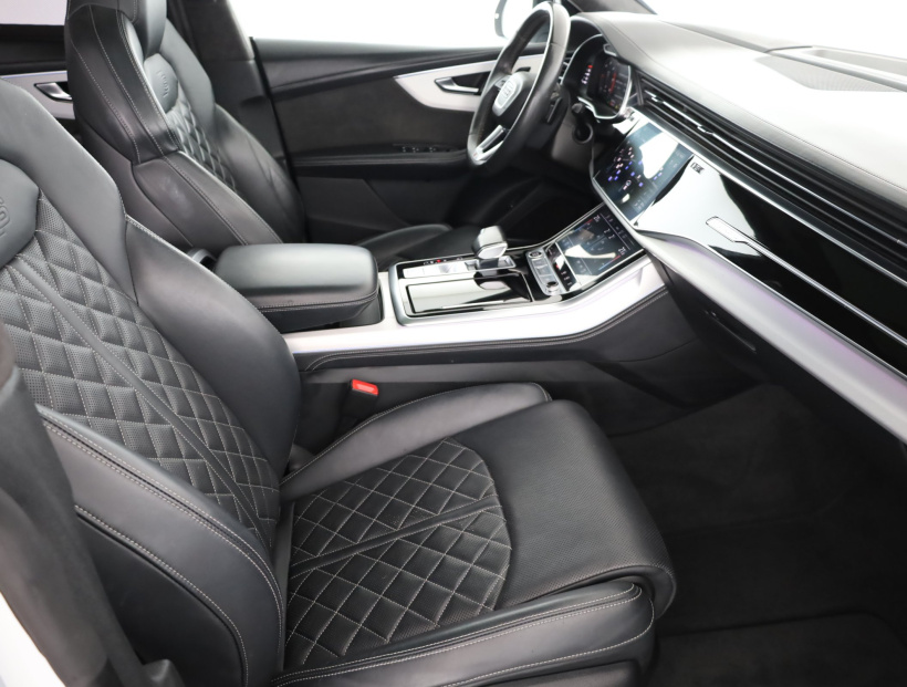 Audi Q8, 2021