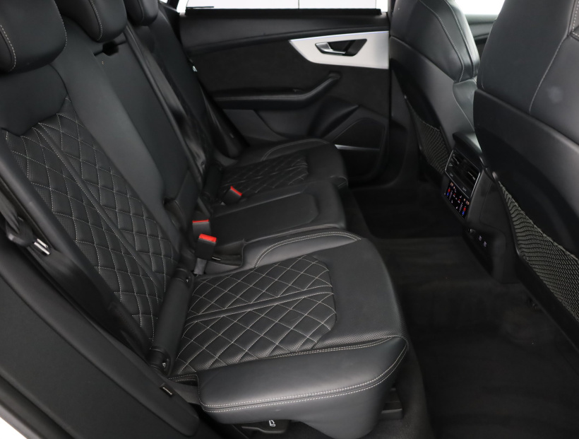 Audi Q8, 2021