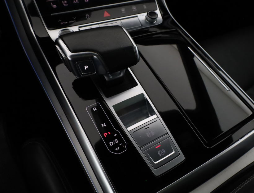 Audi Q8, 2021
