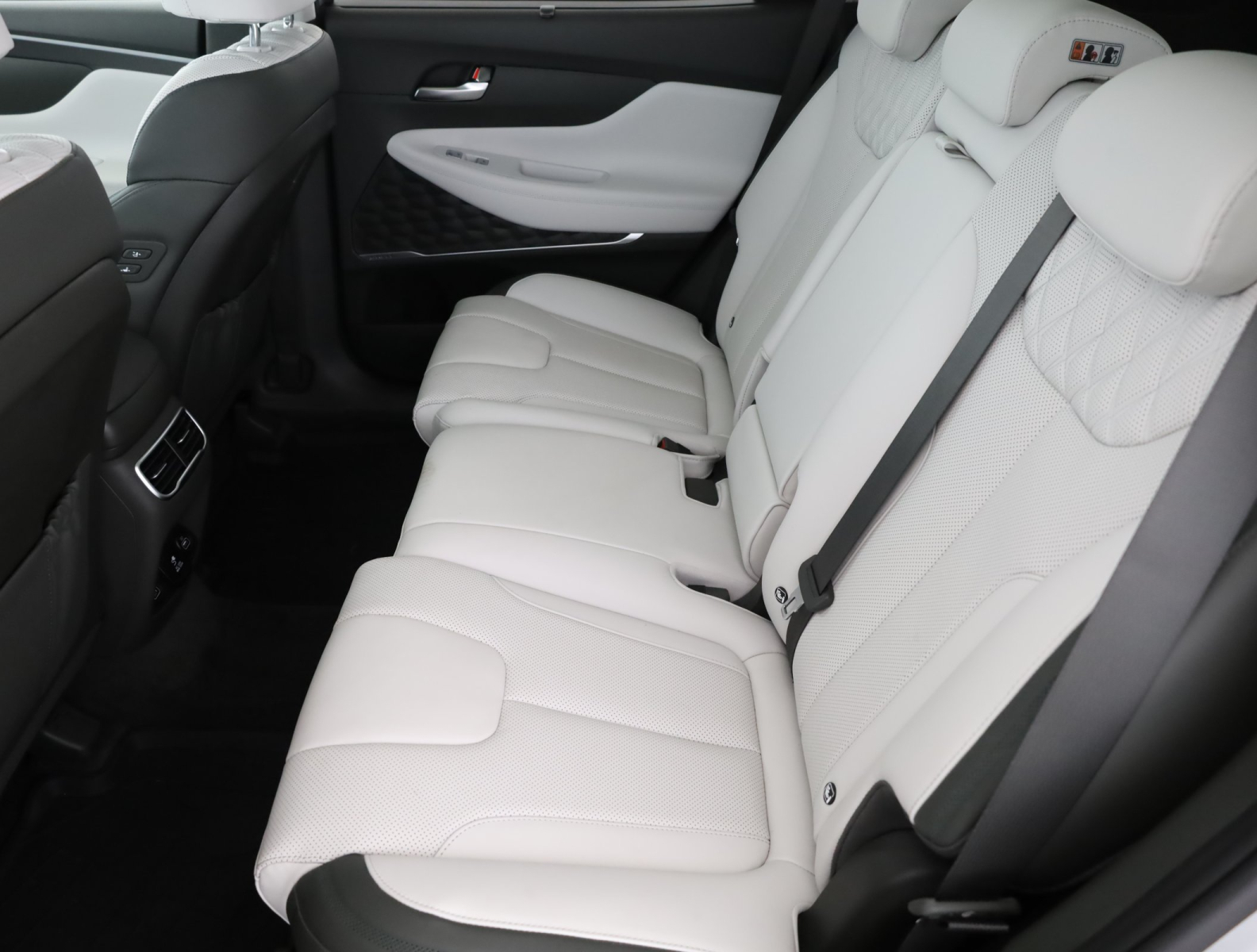 Hyundai Santa Fe - 2021