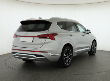 Hyundai Santa Fe - 2021