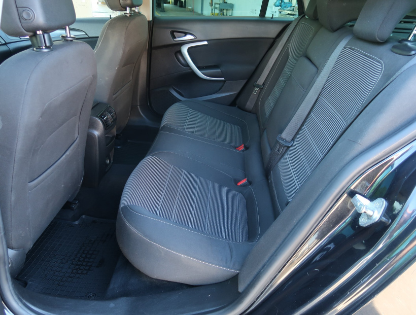 Opel Insignia, 2012