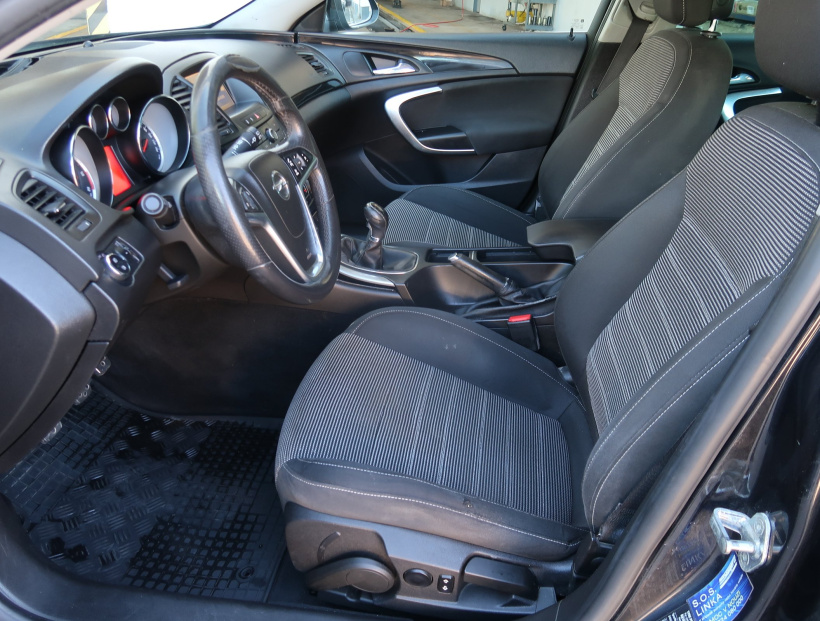 Opel Insignia, 2012