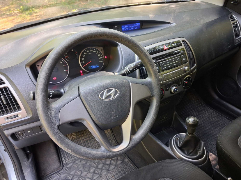 Hyundai i20, 2013