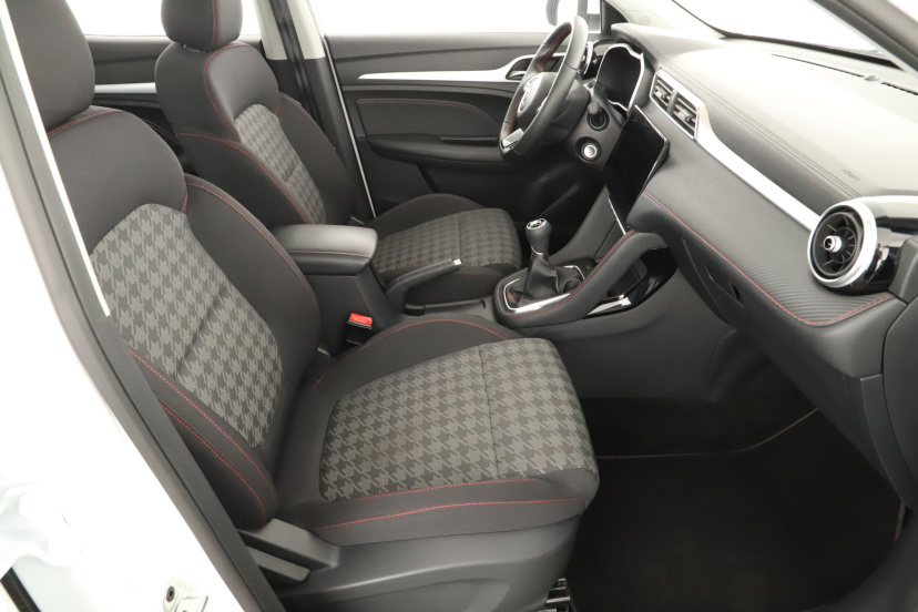 MG ZS SUV, 2024