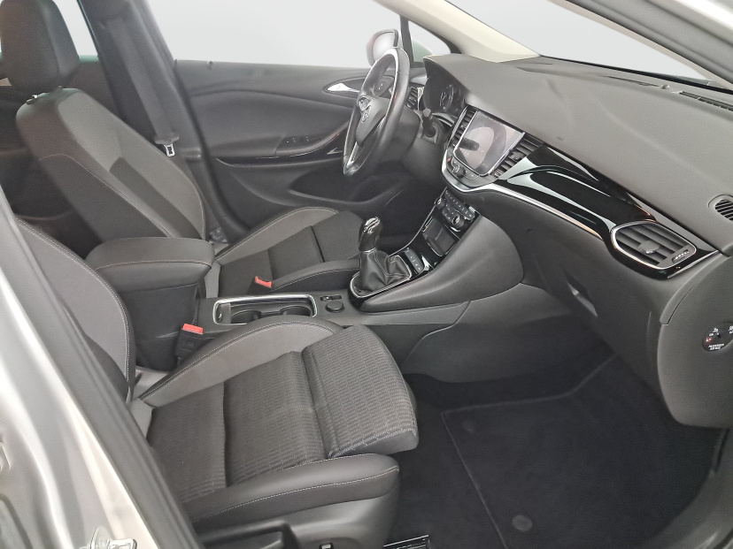 Opel Astra, 2020