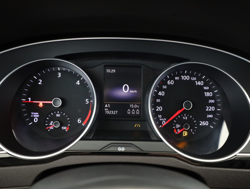 Volkswagen Passat, 2015