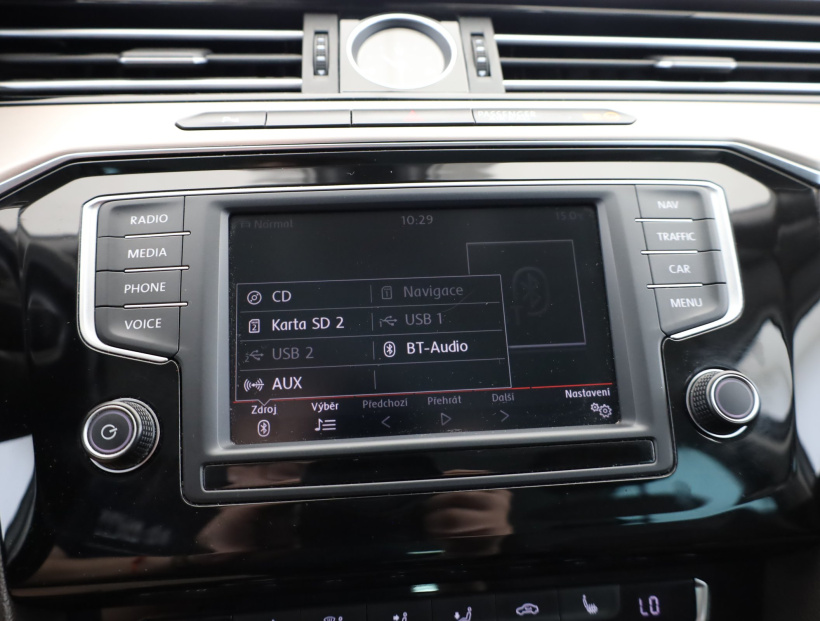 Volkswagen Passat, 2015